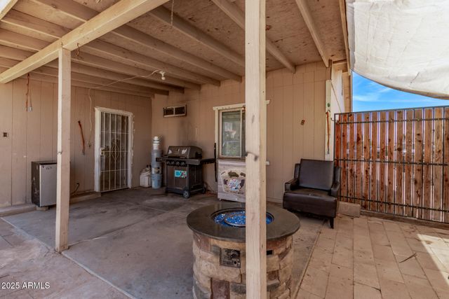 6814 W BERKELEY Road, Phoenix, AZ 85035
