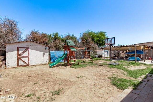 6814 W BERKELEY Road, Phoenix, AZ 85035