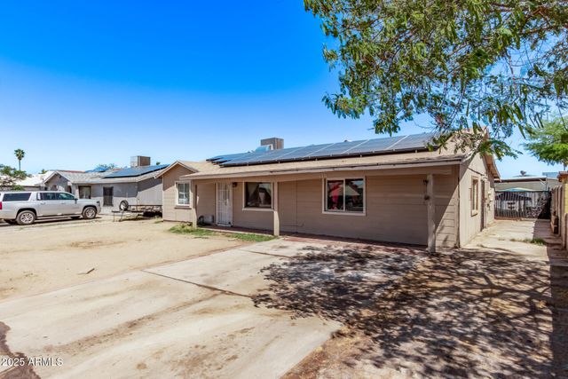 6814 W BERKELEY Road, Phoenix, AZ 85035