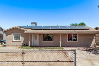 6814 W BERKELEY Road, Phoenix, AZ 85035