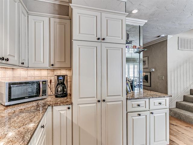 7813 Old Hickory Lane, Oklahoma City, OK 73116