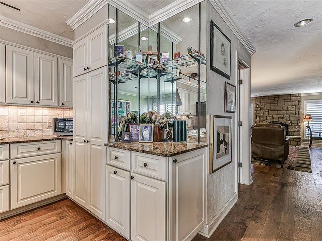 7813 Old Hickory Lane, Oklahoma City, OK 73116