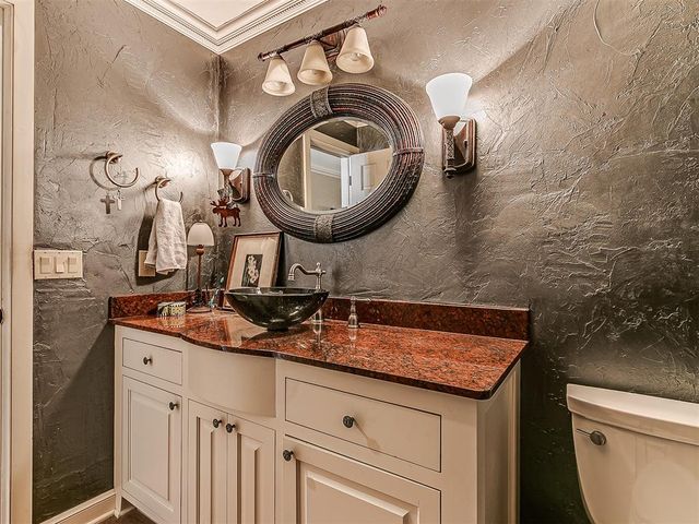 7813 Old Hickory Lane, Oklahoma City, OK 73116