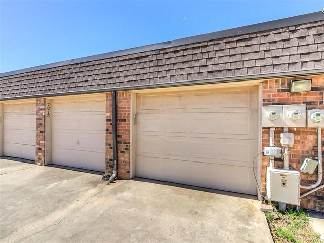 7813 Old Hickory Lane, Oklahoma City, OK 73116