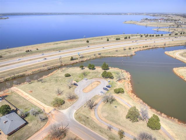 7813 Old Hickory Lane, Oklahoma City, OK 73116