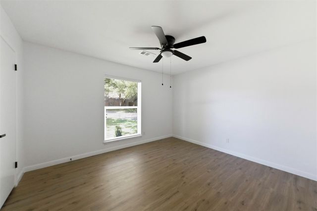 6211 Dumfries Drive, Houston, TX 77096