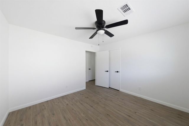 6211 Dumfries Drive, Houston, TX 77096