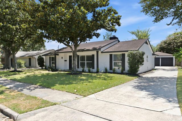 6211 Dumfries Drive, Houston, TX 77096