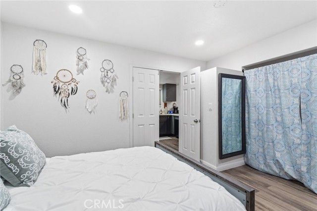 24082 Altdorf Drive, Crestline, CA 92325