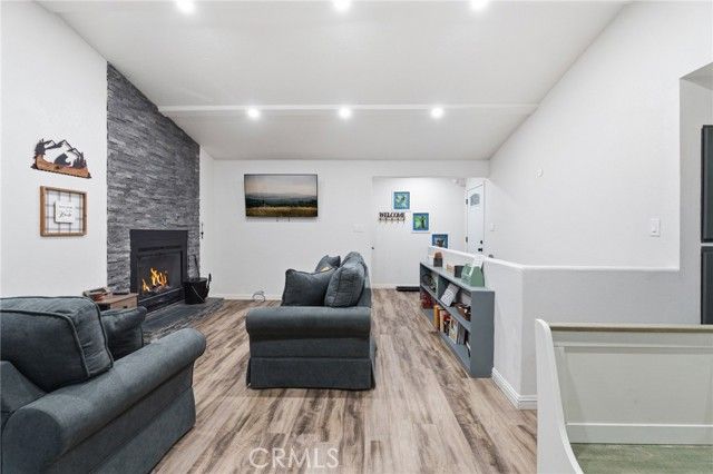 24082 Altdorf Drive, Crestline, CA 92325