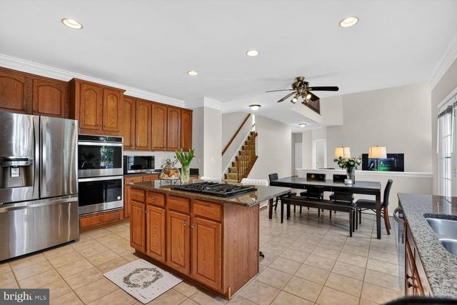 910 RHONDA PL SE, Leesburg, VA 20175