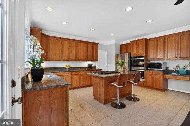 910 RHONDA PL SE, Leesburg, VA 20175