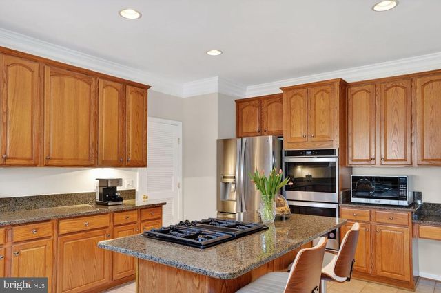 910 RHONDA PL SE, Leesburg, VA 20175
