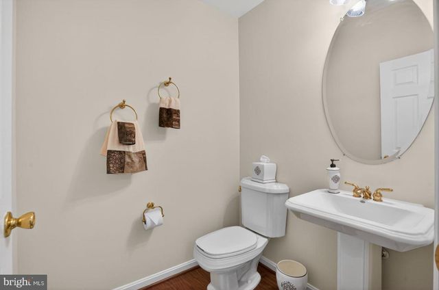 910 RHONDA PL SE, Leesburg, VA 20175