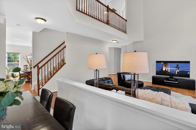 910 RHONDA PL SE, Leesburg, VA 20175