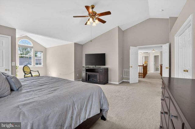 910 RHONDA PL SE, Leesburg, VA 20175