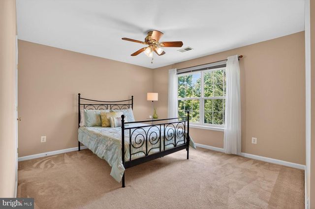 910 RHONDA PL SE, Leesburg, VA 20175