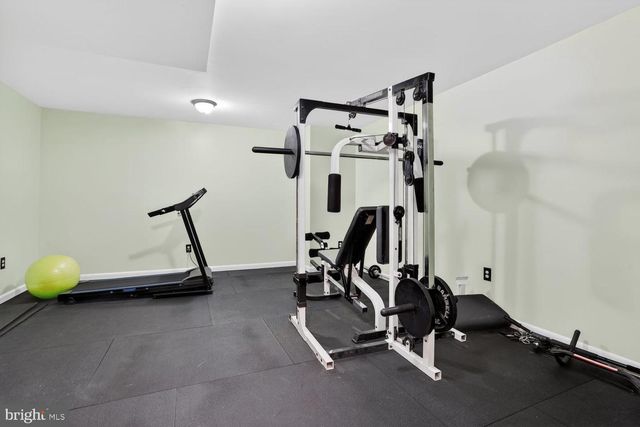 910 RHONDA PL SE, Leesburg, VA 20175