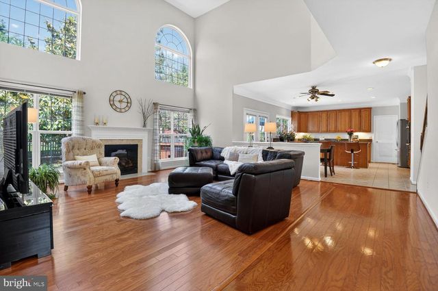 910 RHONDA PL SE, Leesburg, VA 20175