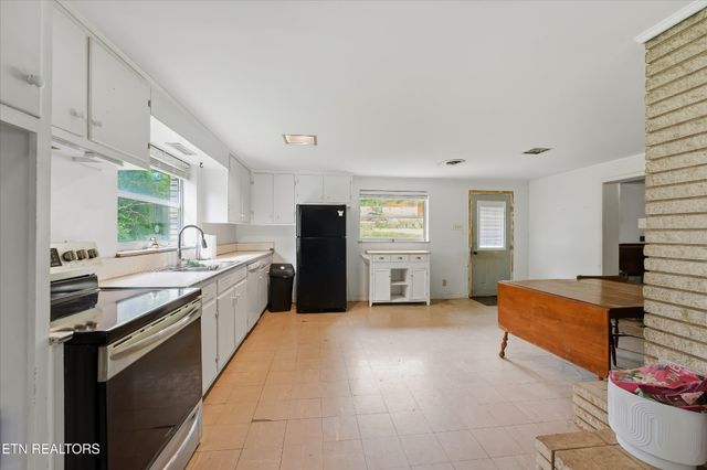 601 N Chilhowee Drive, Knoxville, TN 37924