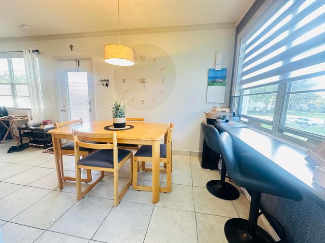 200 Ventnor L 200, Deerfield Beach, FL 33442