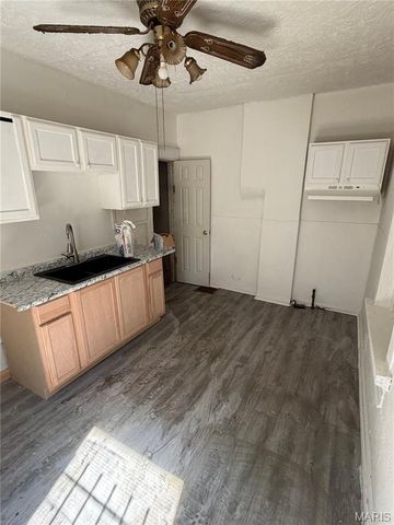 6101 Saint Paul Place, Pine Lawn, MO 63120