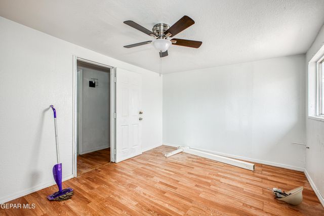 607 Maxine Drive, Socorro, TX 79927
