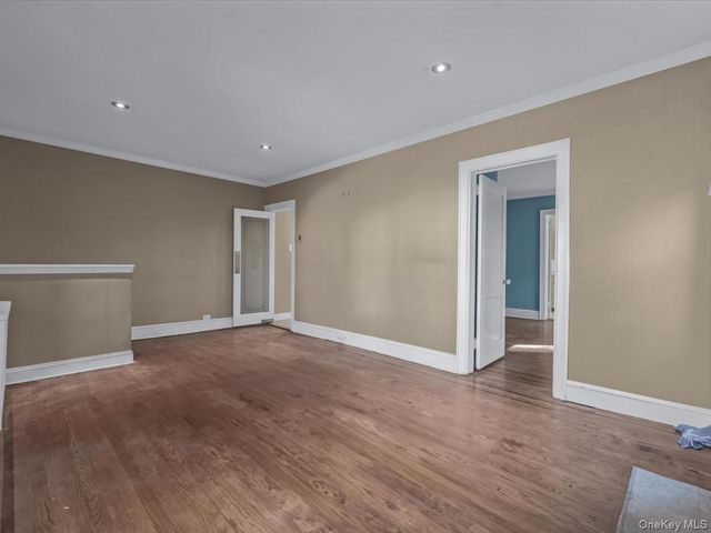 245 Plainfield Avenue, Floral Park, NY 11001