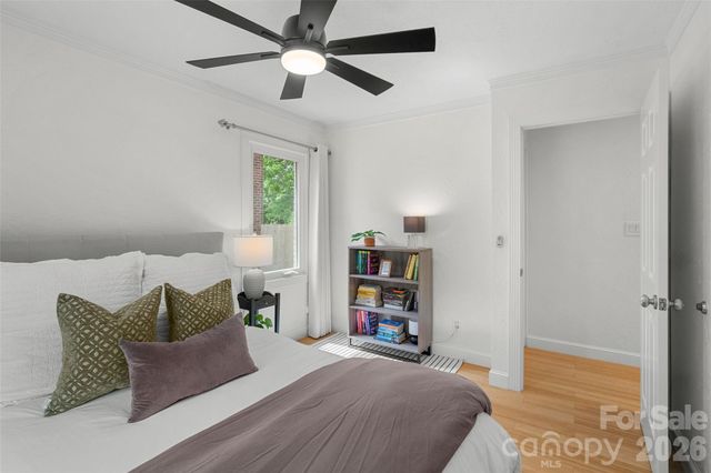 4400 Woods End Lane, Charlotte, NC 28277