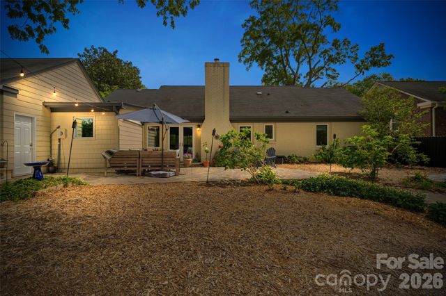 4400 Woods End Lane, Charlotte, NC 28277