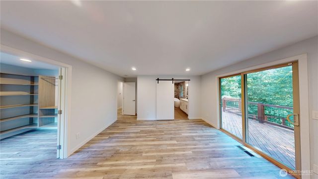 14340 93rd Avenue NE, Kirkland, WA 98034
