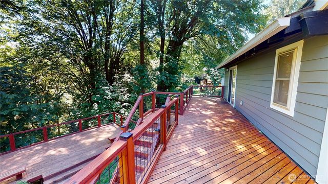 14340 93rd Avenue NE, Kirkland, WA 98034