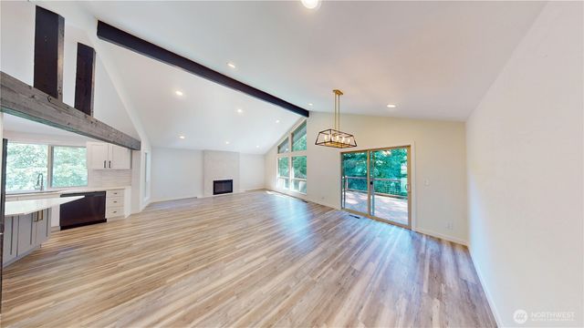 14340 93rd Avenue NE, Kirkland, WA 98034