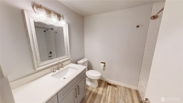14340 93rd Avenue NE, Kirkland, WA 98034