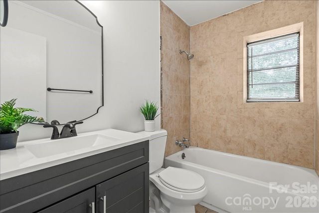 2220 Yorkhills Drive 2, Charlotte, NC 28217