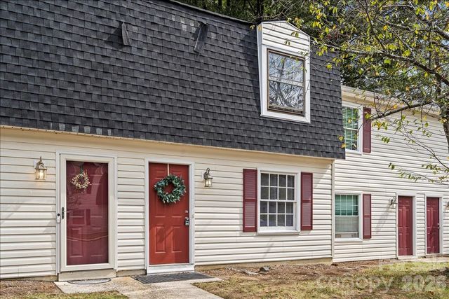 2220 Yorkhills Drive 2, Charlotte, NC 28217