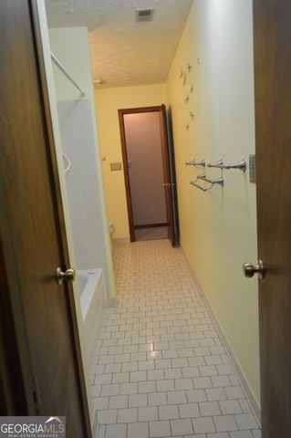 110 Sandy Drive, Stockbridge, GA 30281