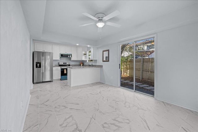 901 Holder CT, Virginia Beach, VA 23452