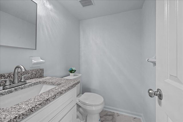 901 Holder CT, Virginia Beach, VA 23452