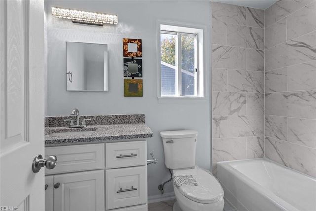 901 Holder CT, Virginia Beach, VA 23452