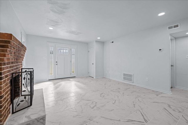 901 Holder CT, Virginia Beach, VA 23452