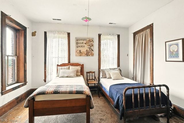 7298 Akron Road, Sterling, OH 44276