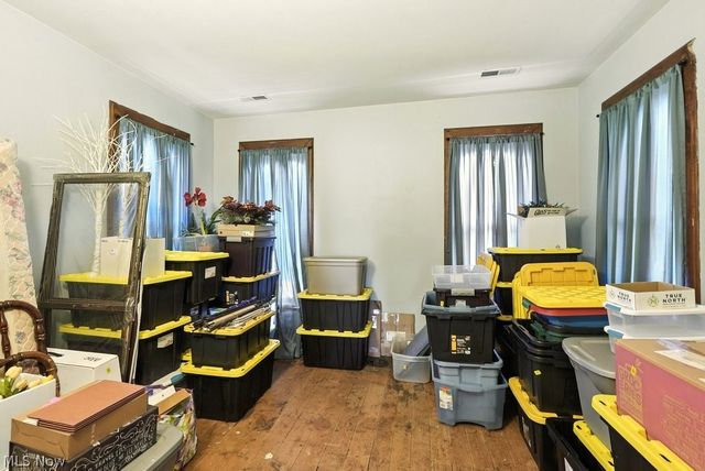 7298 Akron Road, Sterling, OH 44276
