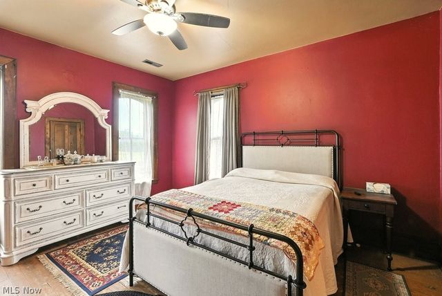 7298 Akron Road, Sterling, OH 44276