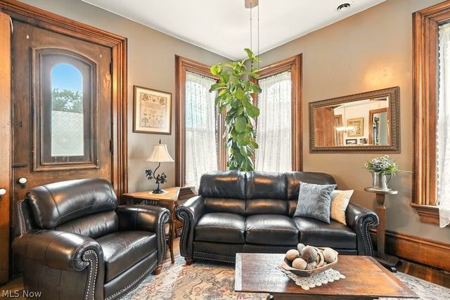 7298 Akron Road, Sterling, OH 44276
