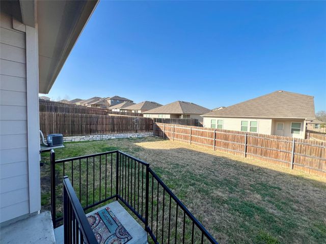 15112 Siberian Elm LN, Austin, TX 78724