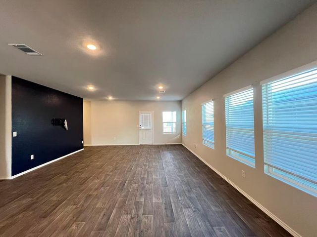 15112 Siberian Elm LN, Austin, TX 78724