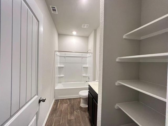 15112 Siberian Elm LN, Austin, TX 78724