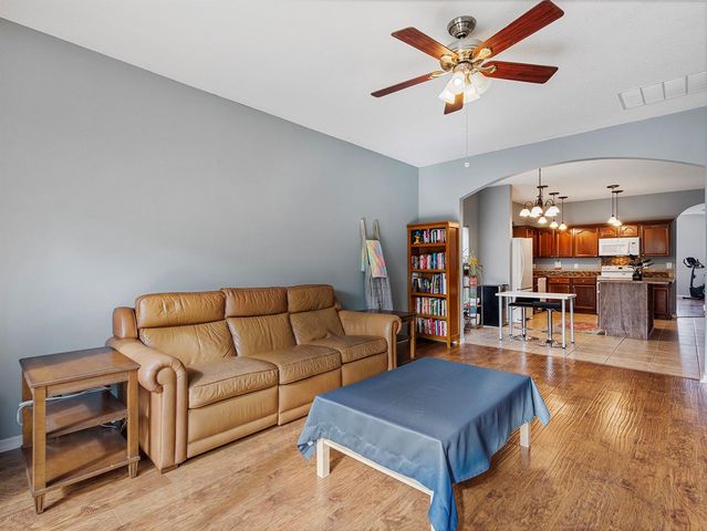 303 CLYDESDALE CIRCLE, Sanford, FL 32773