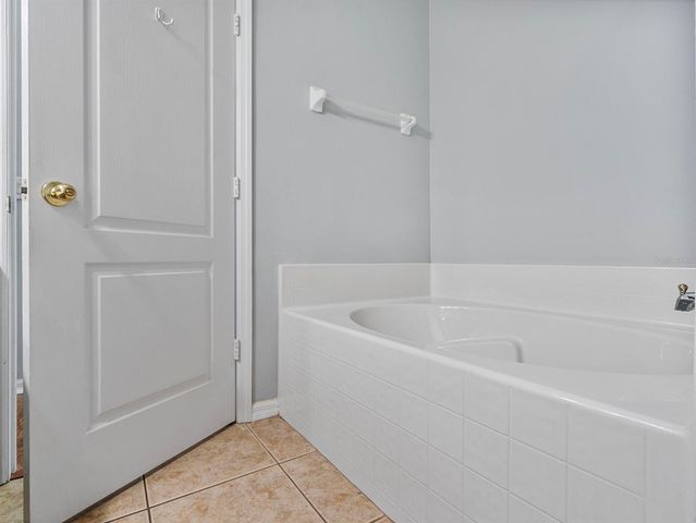 303 CLYDESDALE CIRCLE, Sanford, FL 32773